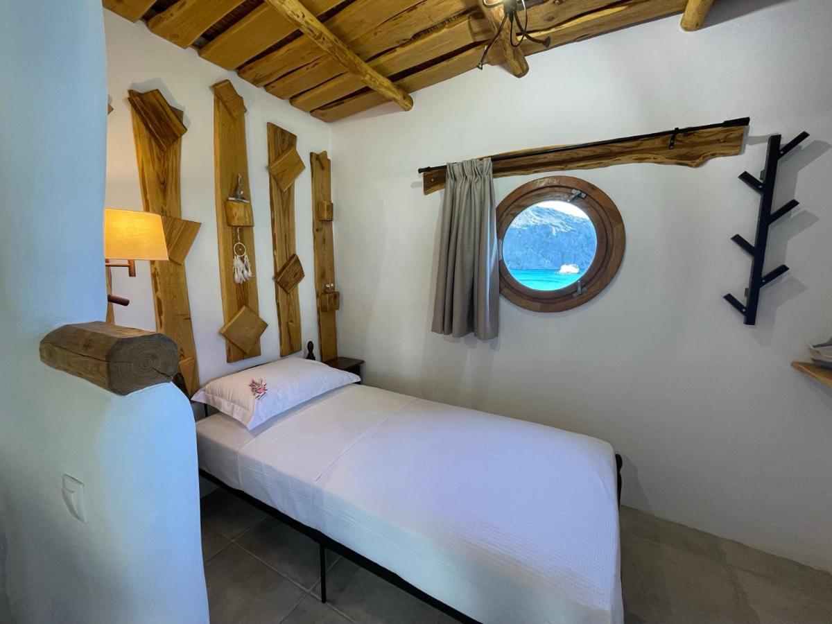 Hada Seaside Apartment Firopotamos ภายนอก รูปภาพ
